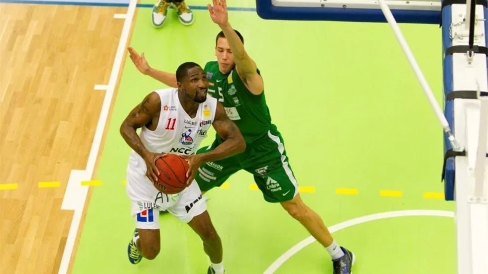 FRAMSPELAREN. Keith McLeod svarade för tio assist i vinsten mot Jämtland.