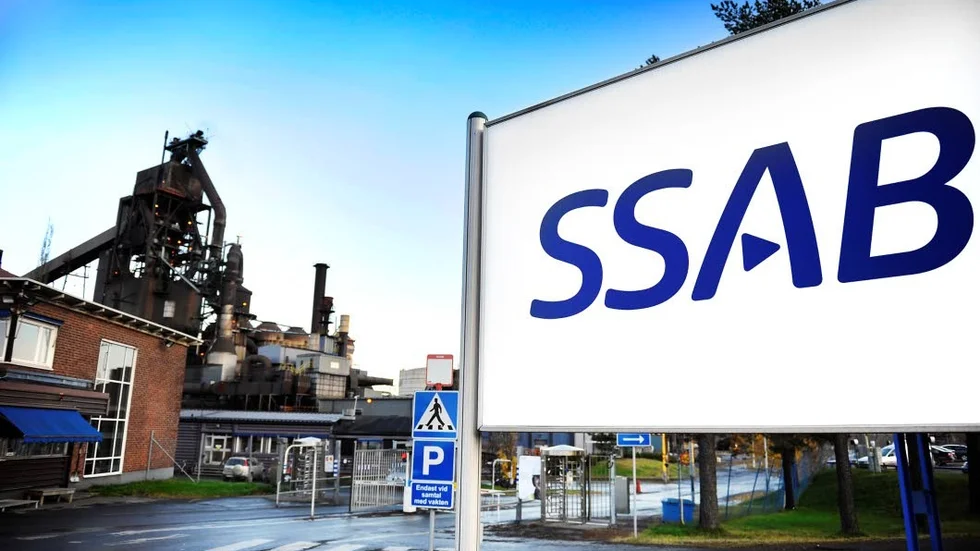 Vaktpersonal vid SSAB i Luleå riskerar uppsägning. Det handlar om 17 tjänster.