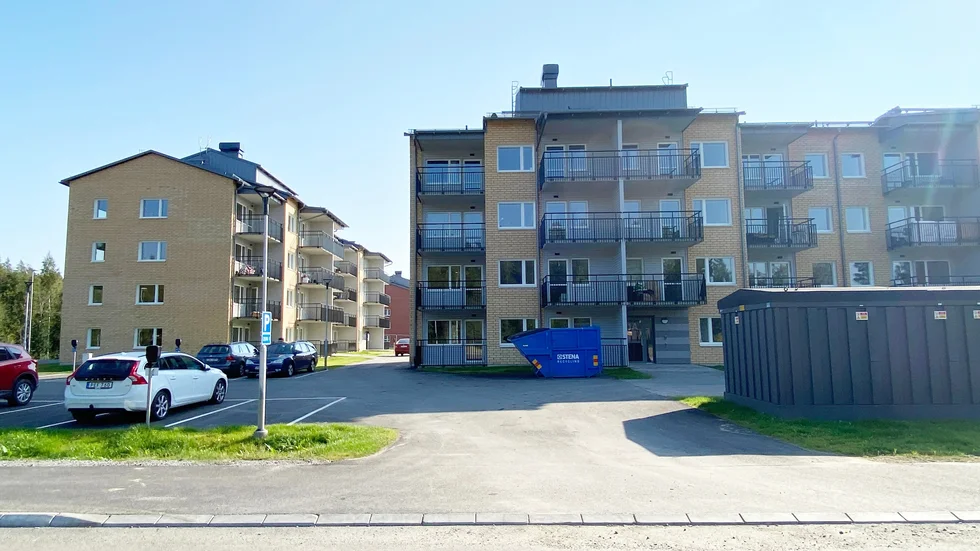 Many apartments are vacant at Sveafastigheter in Skelleftehamn, and even more will be available in May when the final phase is released. The photo is from the initial move-in event in September.