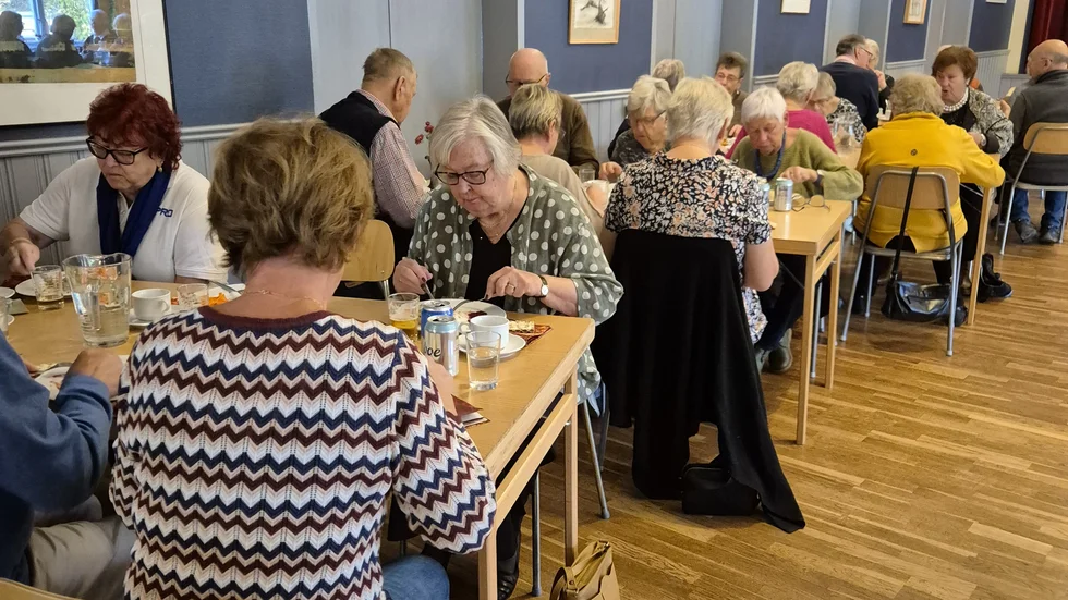 Samtliga njöt av den goda lunchen. 