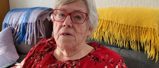 Barbro, 82, flyttade närmare sonen – nu är hon fast i Mariefred