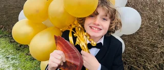 10-årige Felix trollar på scen med världsstjärnan Joe Labero
