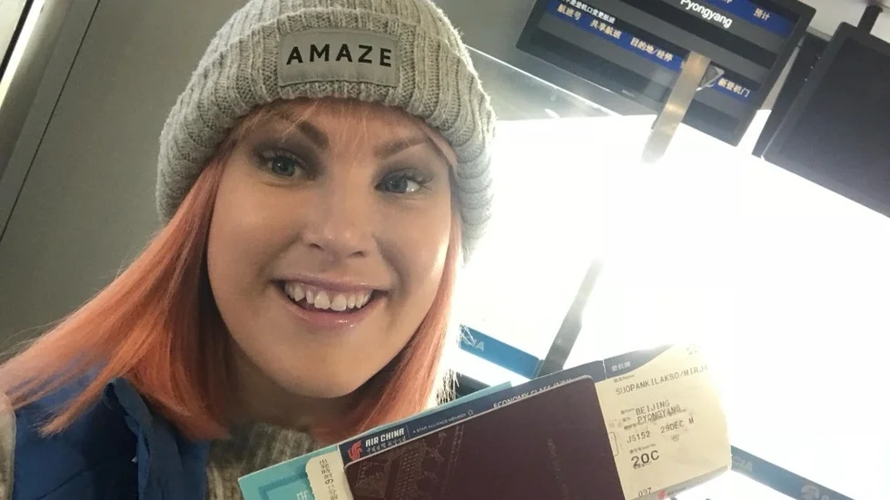 Mirja Lakso har rest genom världens mest slutna länder, därför blev hon extra chockad när hon blev stoppad i Luleå. Bilden är tagen när hon reste i Nordkorea med världens enda ett-stjärniga flygbolag. 