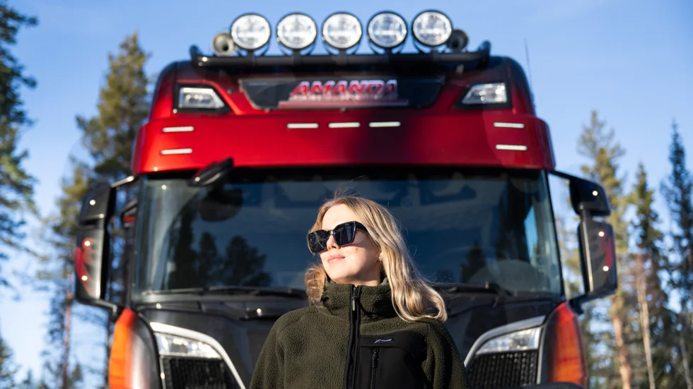 Amanda Berggren, lastbilschaufför. 