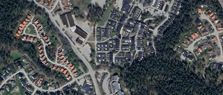 83 kvadratmeter stort radhus i Märsta får nya ägare