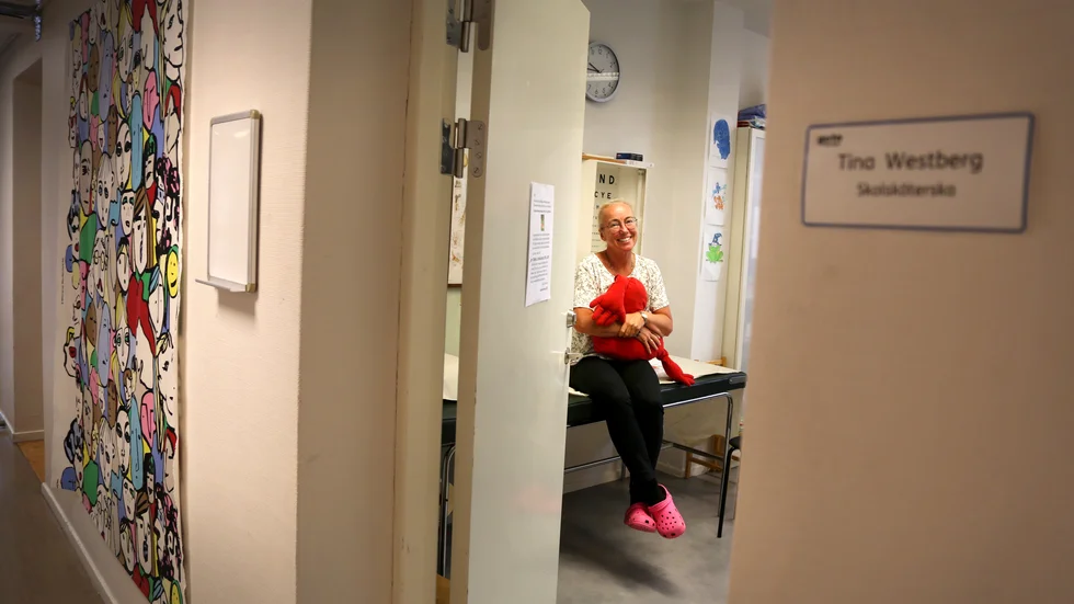 Skolsköterskan Tina Westberg tycker att vecka 6 är ett bra tillfälle att prata om sex. ”Du som förälder har särskilt stort ansvar”, tycker hon.