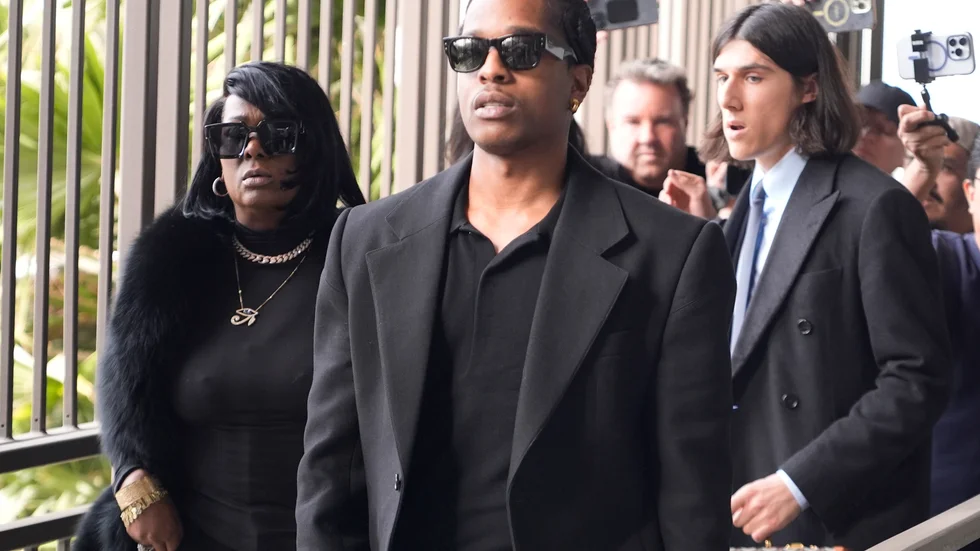 Asap Rocky anländer till domstolen i Los Angeles. Bild tagen på onsdagen.