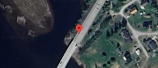 Bil har fått stopp vid Bergsviksbron – begränsad framkomlighet