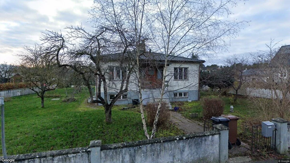 Mellangatan 13
