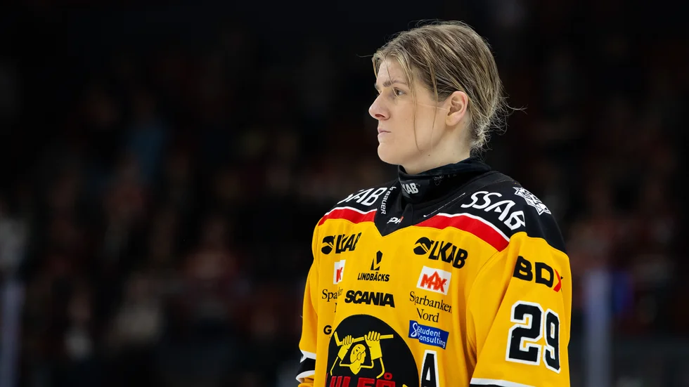 Emma Nordin var den spelare som tog finalförlusten hårdast av dem alla. Efter slutsignalen gick hon och gömdes ig i sin ensamhet för att hantera känslorna.
