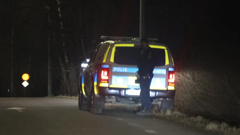 Det var under söndagskvällen som polisen larmades till Björklinge.
