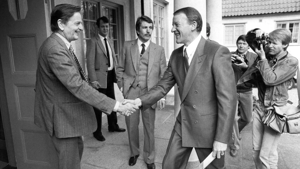 Olof Palme (t.v.) möter AB Volvos VD PG Gyllenhammar på Harpsund. Samförståndet var på den tiden stort för att förutsättningarna för tillväxt byggde på en stark välfärdsstat och en bra industripolitik.