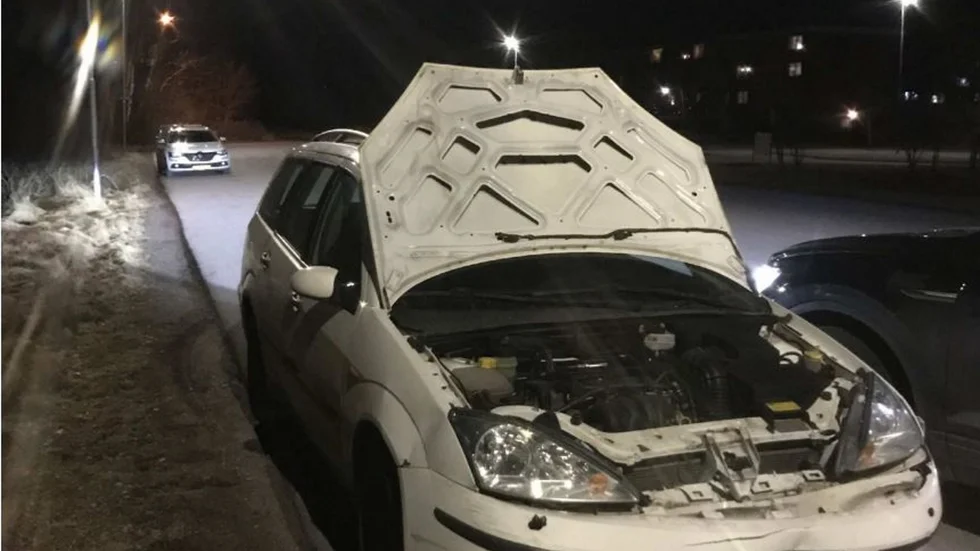 28-åringen som kom körande i den här bilen hade samma kväll fått sitt körkort omhändertaget för drograttfylleri.