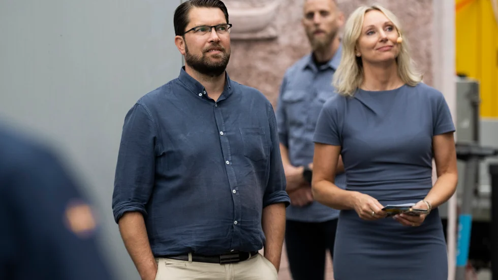Sverigedemokraternas partiledare Jimmie Åkesson står här intill Jessica Stegrud (SD), en kvinna Lage Hortlund, SD Norrbotten, tror kommer göra skillnad. "Förväntas nå stora framgångar bland välutbildade kvinnor i karriären".