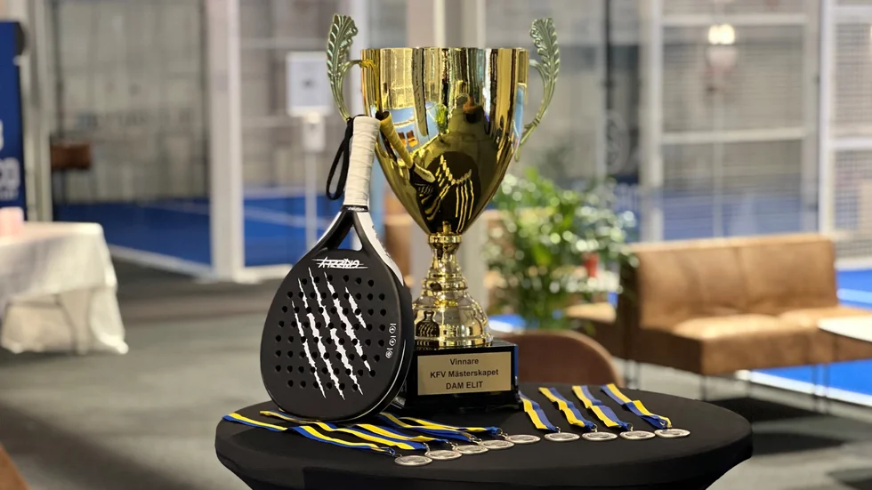 Tre vandringspriser och fler medaljer ska delas ut när det första KFV-mästerskapet nått fram till finalspelet.