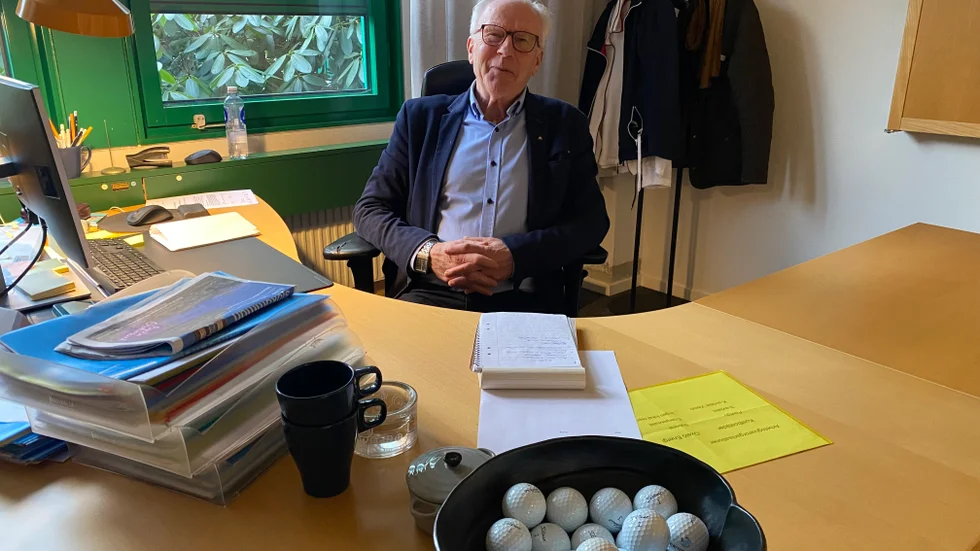 Med ett golfhandicap på 18,4 ser sig nya kommunalrådet i Oxelösund som en medioker spelare. Men nu är inte golfspelandet första prioritet.