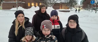 Föräldrar larmar om farlig skolväg: "Min dotter höll på att bli överkörd"