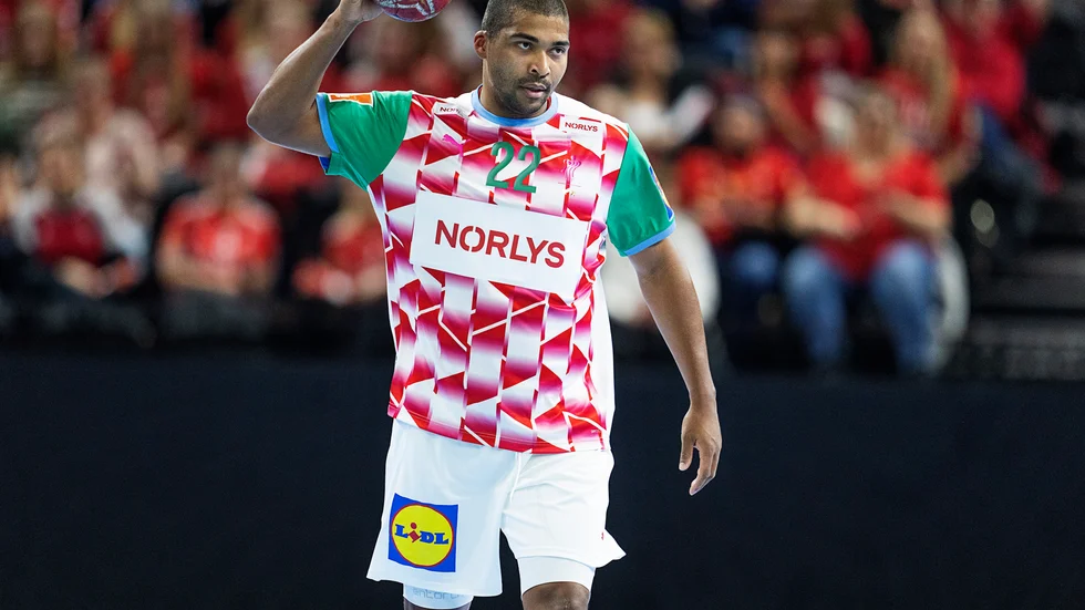Danmarks Mads Mensah Larsen.