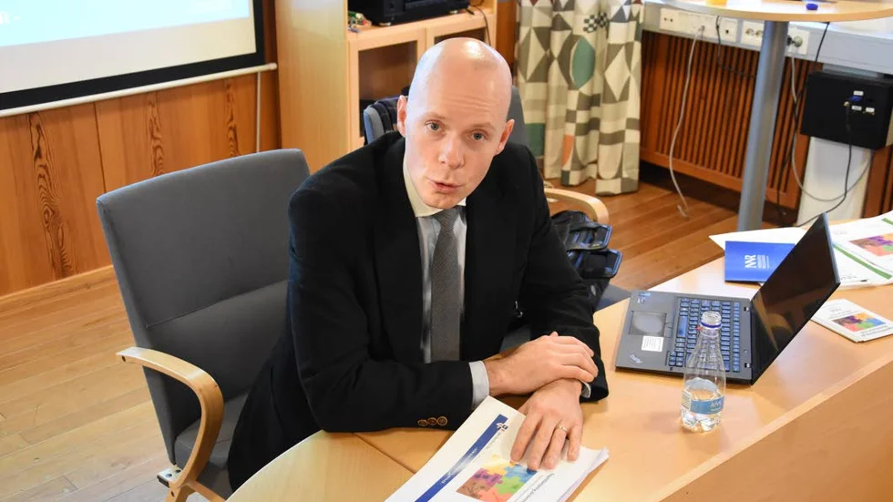 GRANSKNING. August Liljeqvist, sakkunnig vid Näringslivets regelnämnd, betonar vikten av att kommuner tillämpar regelverket gentemot företagen på likartat sätt.