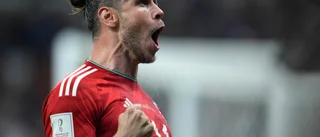 Gareth Bale spelar golf med proffsen