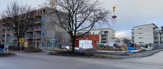 Grannarnas klagan hjälpte inte – möbelhustomtens bygglov står fast: "Vi är jättebesvikna"