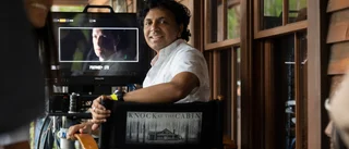 "Avatar" knockas från tronen av Shyamalan