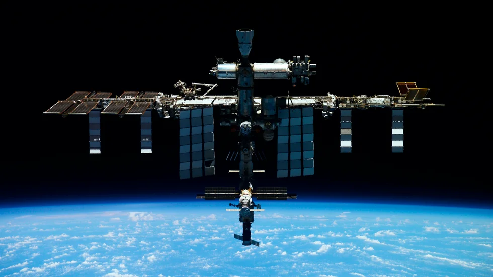 Hjälp på väg till Internationella rymdstationen där tre astronauter fastnat på grund av tekniska problem. Arkivbild.