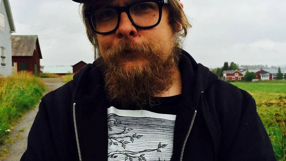 VIRALT. Markus Forsbergs reaktion på demonstrationerna i Torneå har delats nästan 5000 gånger.
