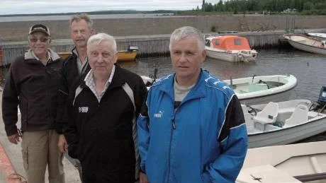 Göran Eriksson, Leif Öström, Torgny Wallsten och Melker Henriksson, båtägare i Storön som utsatts för stöld i båthamnen