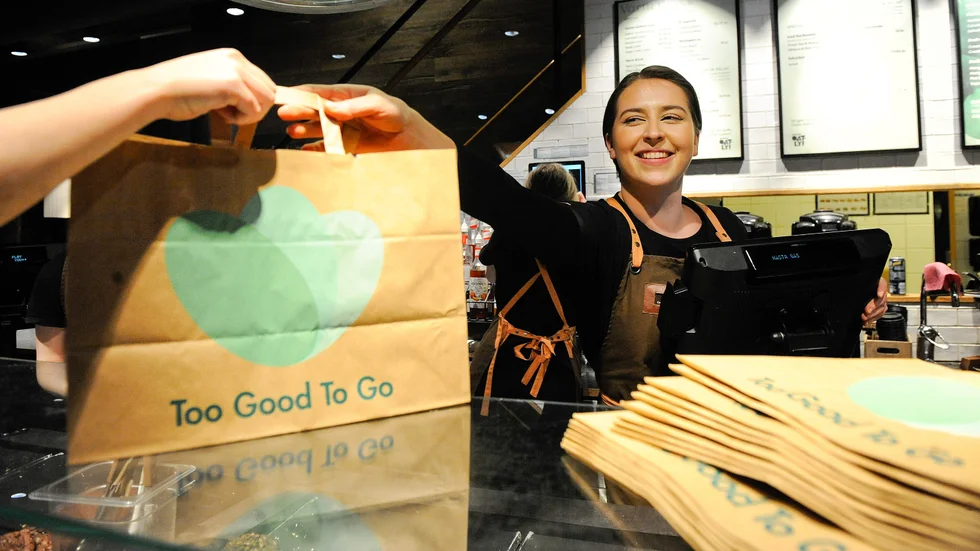Sofiko Agamalova, coffee shop manager på Espresso House i Skellefteå, tycker att konceptet är smidigt och bra.