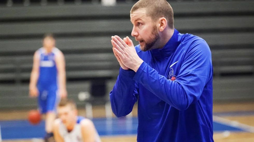 Lagbygget klart. Nu vet                                         LF-coachen Peter Öqvist exakt vilka spelare han har att jobba med under den kommande säsongen.
