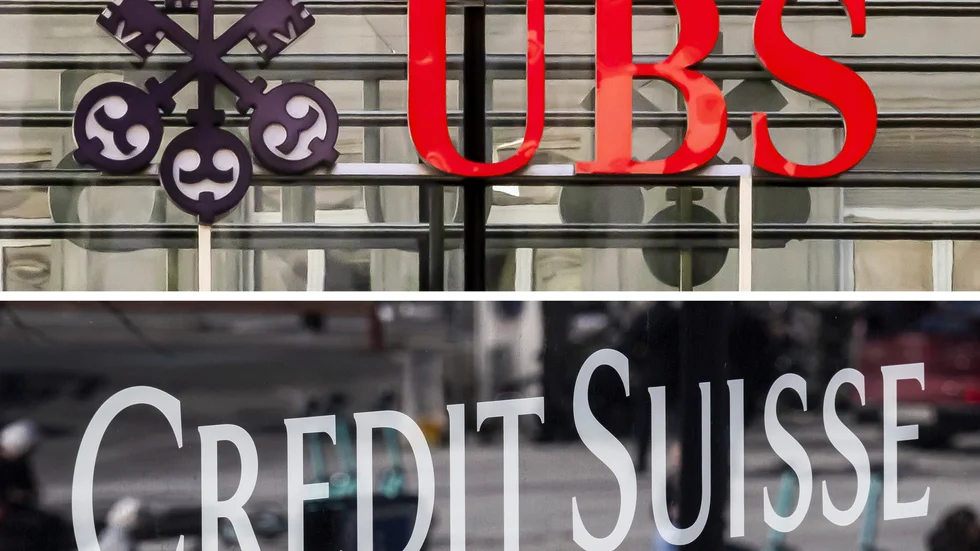 Storbanken UBS köper den krisdrabbade konkurrenten Credit Suisse.