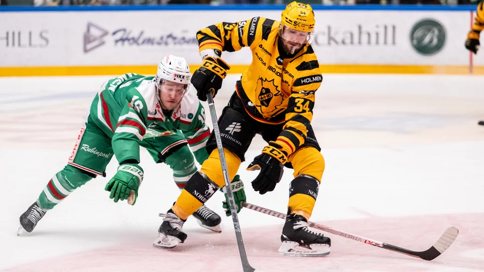 Tom Kühnhackl gjorde sitt första mål sedan den 19 januari när han styrde in 5–1-målet i slutminuterna.