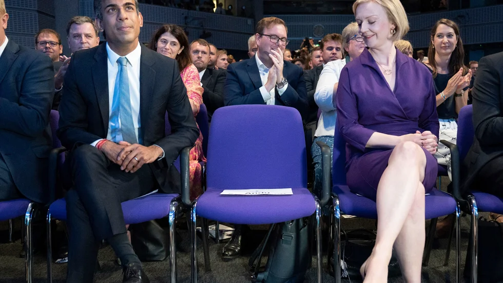Storbritanniens premiärmininster Rishi Sunak, som tog över efter den kortvariga Liz Truss, har lyckats dämpa konflikten om gränsen mellan Republiken Irland och Nordirland. Tillfälligt åtminstone.