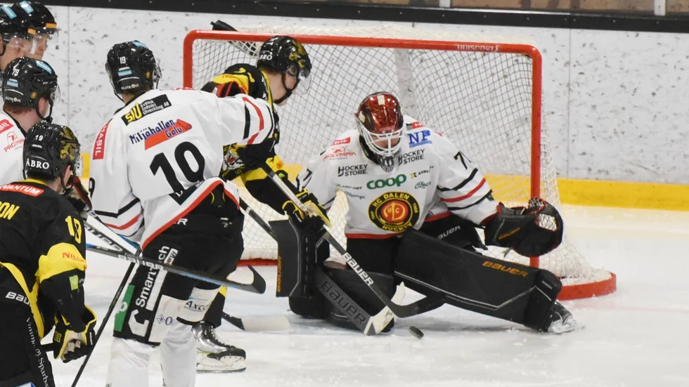 Knappa minuten in i förlängningen klev Eddie Levin fram och avgjorde för VH mot Dalen och skickade laget vidare till semifinal.