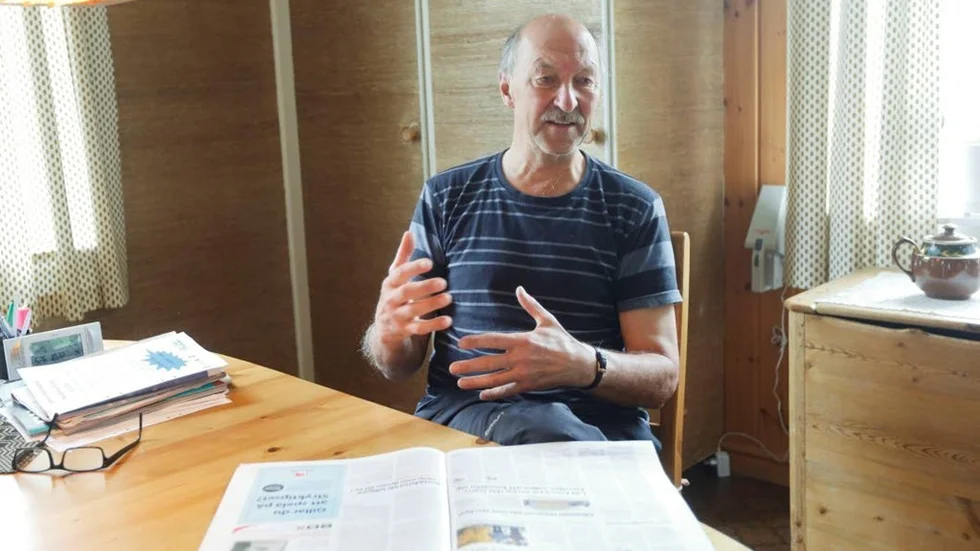 ”Jag har svårt att se att man röstar på SD, det är en brist på helhetssynen. Det är säkert trevliga människor som ställer upp för byn och var och en får stå för sina åsikter, vi har ju åsiktsfrihet”, säger Erik Lundström.