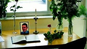 Mordet på polismannen, 32-årige Fredrik Widén, i Nyköping har fått intresset för psykdebatten att blomma upp igen.  										  Foto: Anders Wiklund/Scanpix