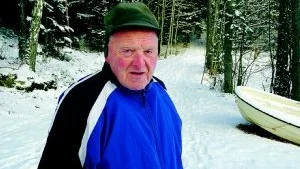 - Jag borde blivit informerad från början och jag tycker att budet om att köpa tomterna skulle gått till mig först av alla, säger Klaes Isaksson. Foto: Magnus Petersson