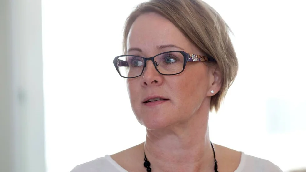 Landstingsrådet Maria Stenberg (S) säger att övertiden definitivt är en fråga som kommer att ses närmare på och att ekonomin ska följas upp med tjänstemännen.  (Arkivbild)