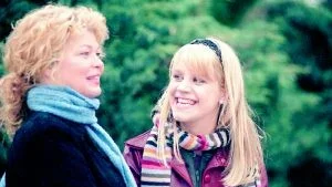 Ing-Mari Carlsson och Mira Eklund som mor och dotter i kärleksdramat "Sex hopp & kärlek".
Foto: Ola Kjelbye