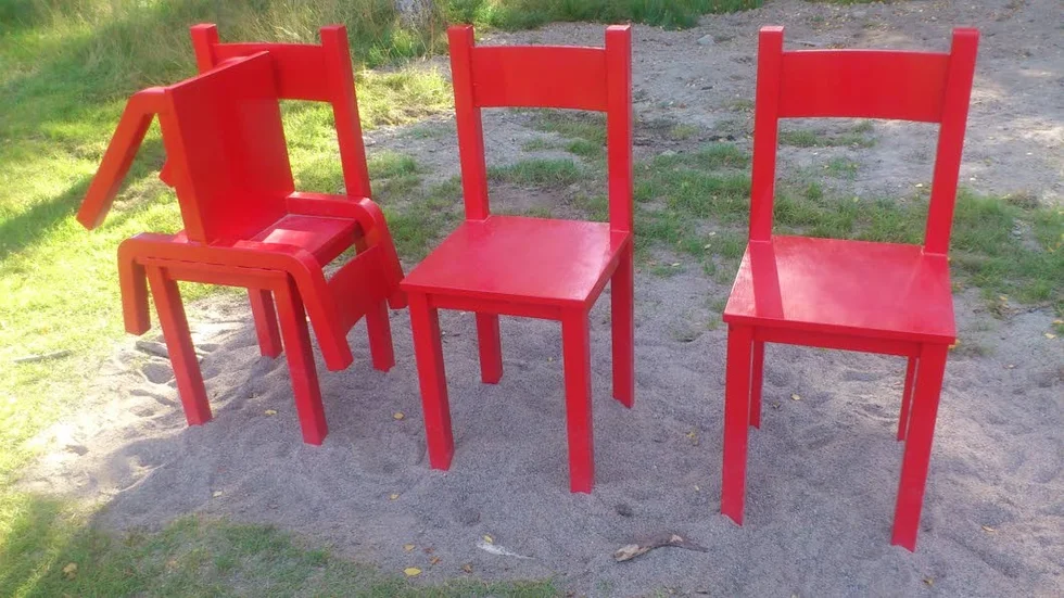 KONST. Skulpturen Rast vid Knut Lundmarkskolan ska uppmuntra till vila och eftertanke.