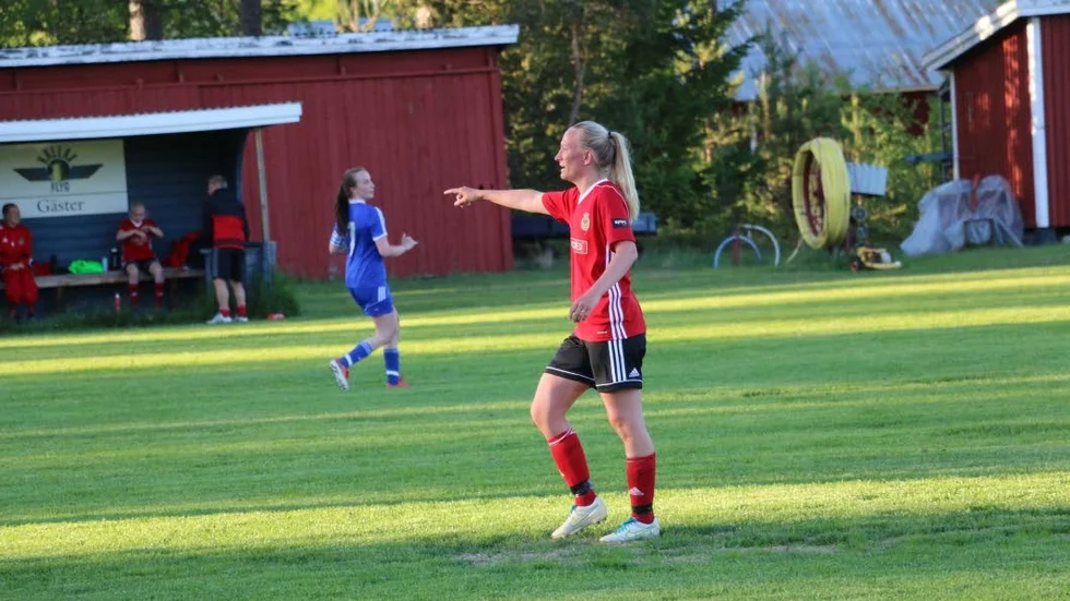 VISADE. Jenny Andersson visade vägen när Blåsmark vann borta mot Sikfors.