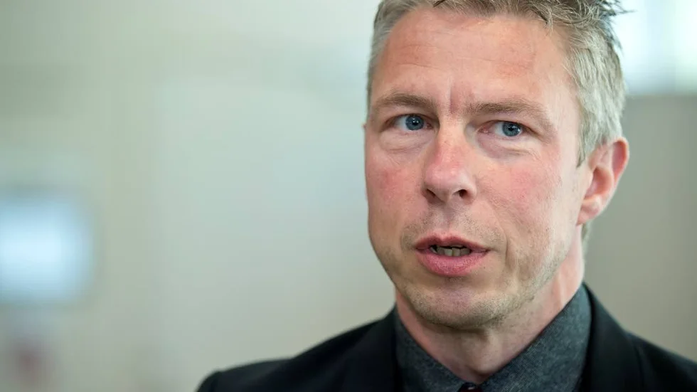Livstids fängelse. Kammaråklagare Jens Göransson pläderade för att livstidsdomen skulle fastställas då han ansåg Linna otvivelaktigt skyldig till mord och grovt rån.