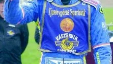 Foto: ANDERS LILJEGREN Tack och hej då! Magnus Zetterström lämnar Västervik eftersom han och klubben inte har kommit överens ekonomiskt.