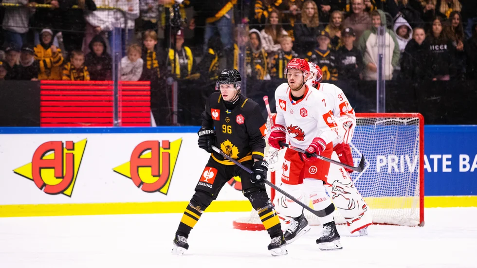 Rickard Hugg var en av de framträdande spelarna när AIK spelade Mot Trinec.
