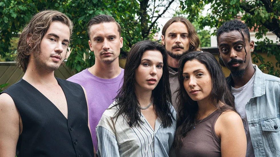 Skådespelarna i SVT:s "Gaslight". Pressbild.