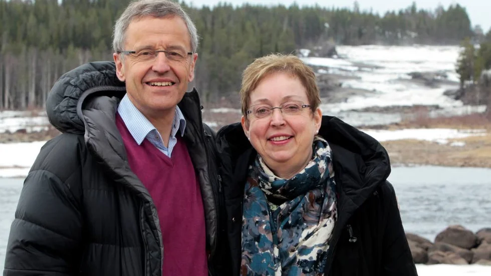 Tore Öberg växte upp vid Storforsen och det mäktiga vattnet ligger honom varmt om hjärtat. Det gör även boken Landsfiskalen som han skrivit tillsammans med hustrun Cristina Öberg.