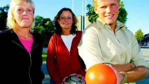 Patrik Jönsson, Maria Eriksson  och Maria Lundberg vill starta en ny friskola i Norrköping, en friskola som bl a ska ha fem veckotimmar friskvård och hälsa på programmet.
FOTO: PETER ERICSSON