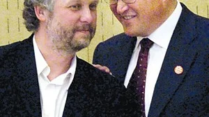 Blivande radarpar? Språkröret Peter Eriksson (mp) och ordförande Göran Persson (s) fördjupar sitt samarbete.
FOTO: SCANPIX