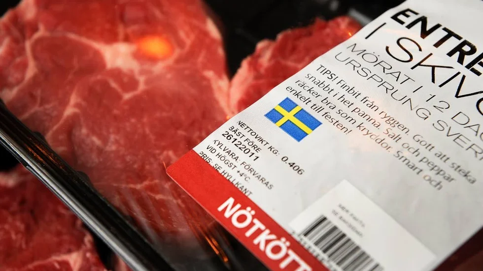 Mer lokalproducerat kött önskas av ”Konsument”, som tycker handlarna ska rata kött från djurfabriker.